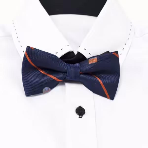 Mørkeblå Butterfly Med Motiv